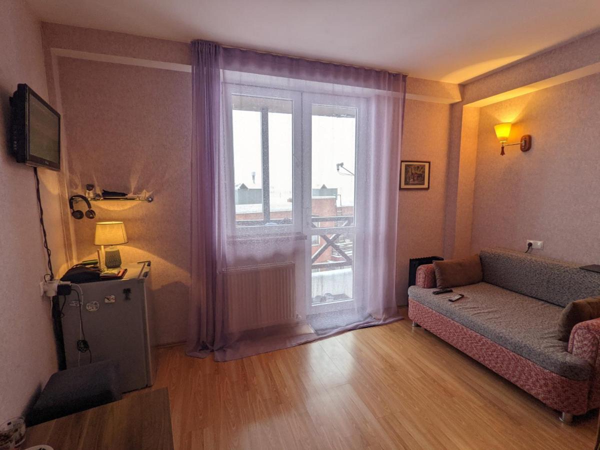 Club 2100 Ski In Studio Gudauri Dış mekan fotoğraf