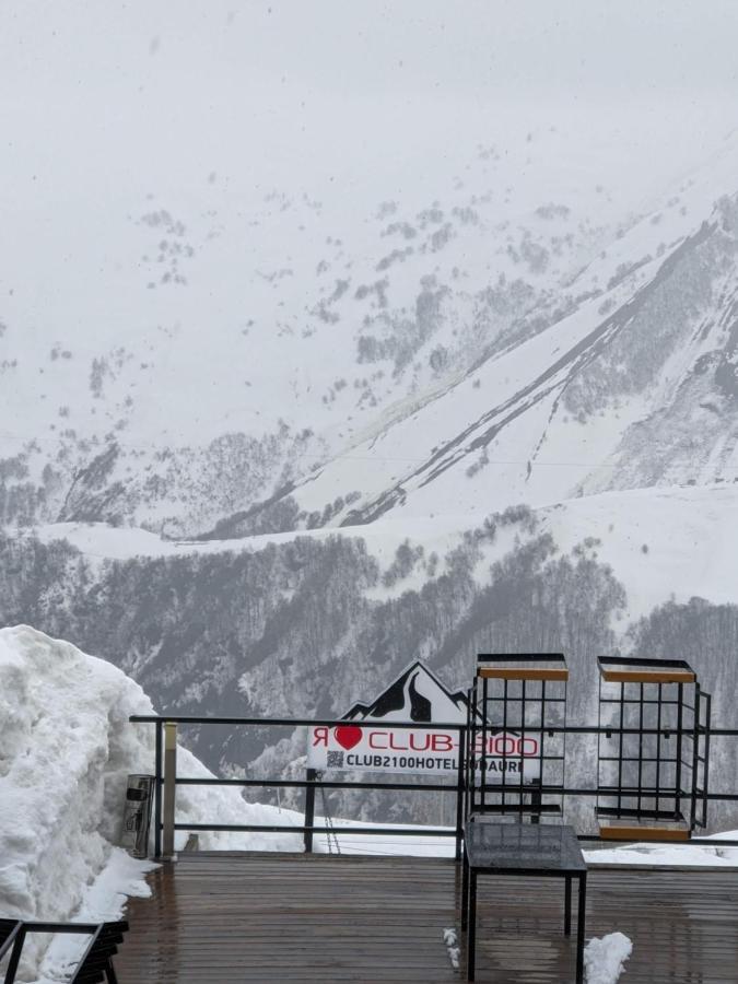 Club 2100 Ski In Studio Gudauri Dış mekan fotoğraf